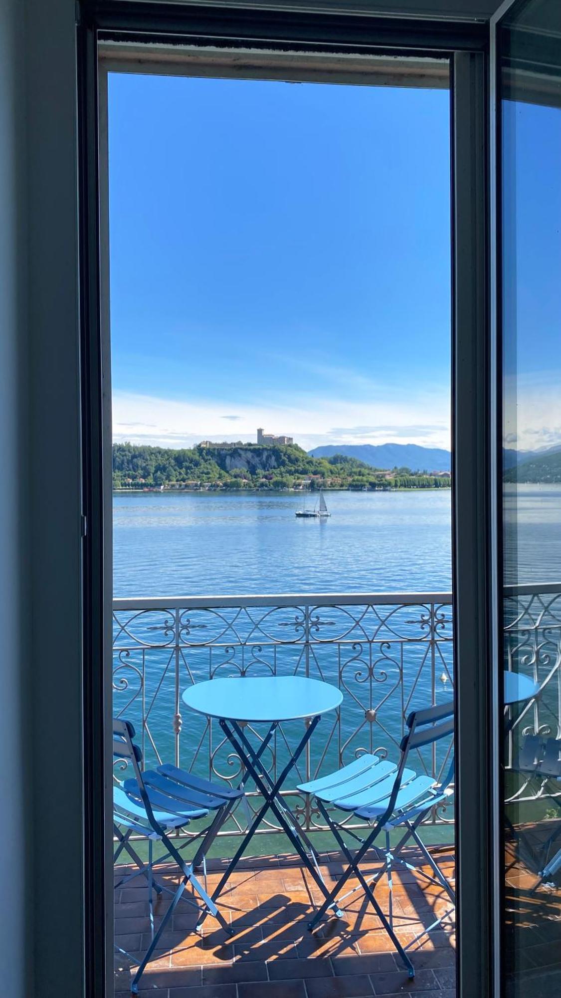 Fwl Romance On The Lake - Panorama Arona Kültér fotó